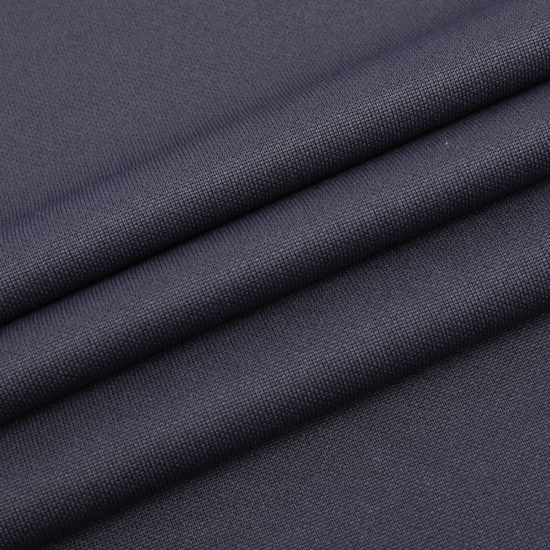 Tissu tricoté circulaire 100 % polyester 220 g/m².